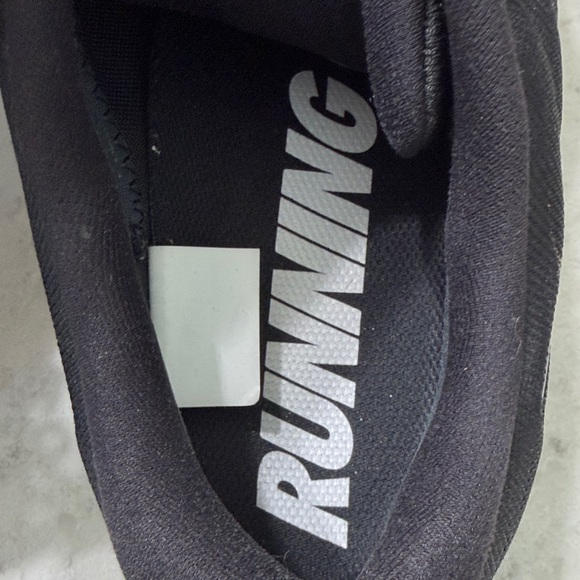 Nike Men's Black Airmax Sneakers size 12 - Picture 6 of 7